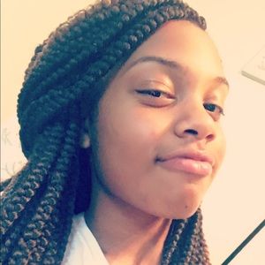 Meet your Posher, Camille